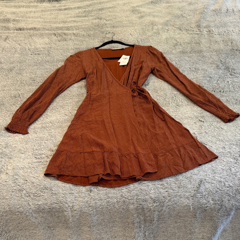 Abercrombie & Fitch Rust Mini Dress - Picture 3 of 10